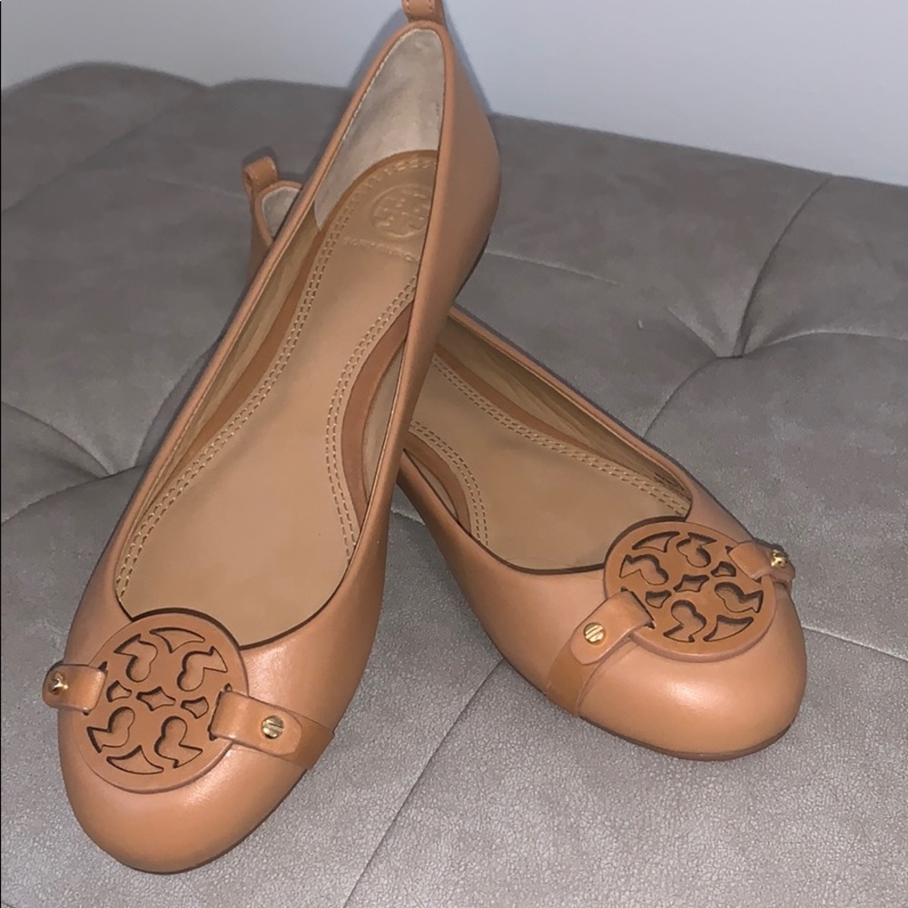 NEW Tory Burch Flat